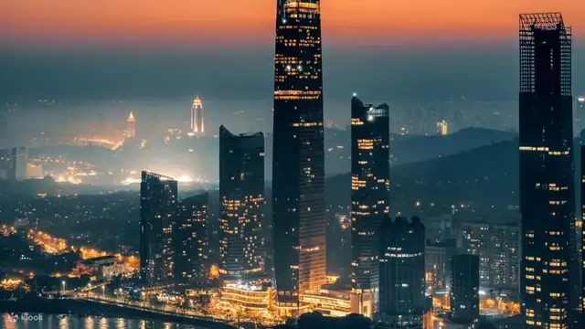 Qingdao Clouds Sky City Sightseeing Hall