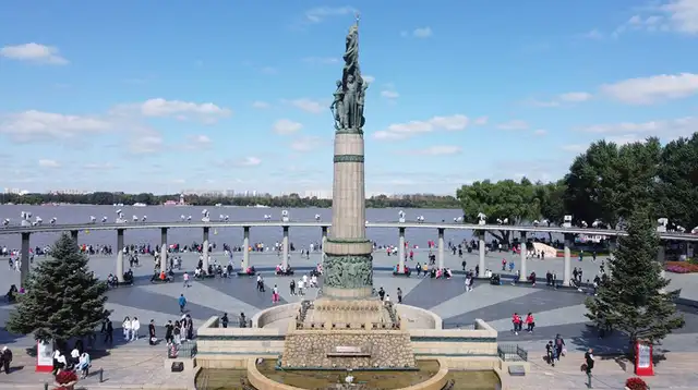 Набережная реки Сунгари.