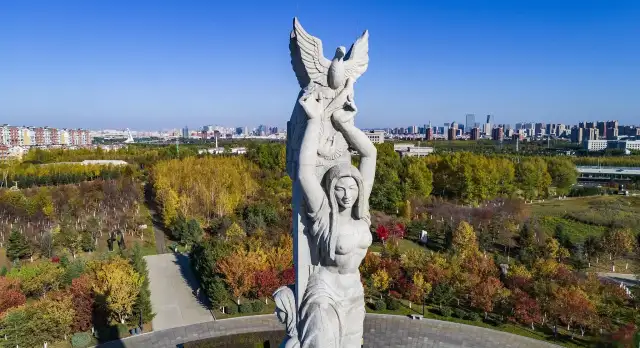 Чанчуньский парк скульптур мира