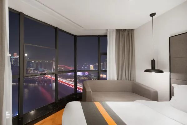 Изображение "Holiday River View Hotel" (Чунцин)